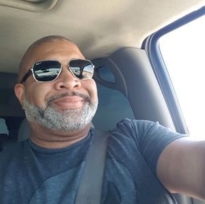 Meet your Posher, Bruce